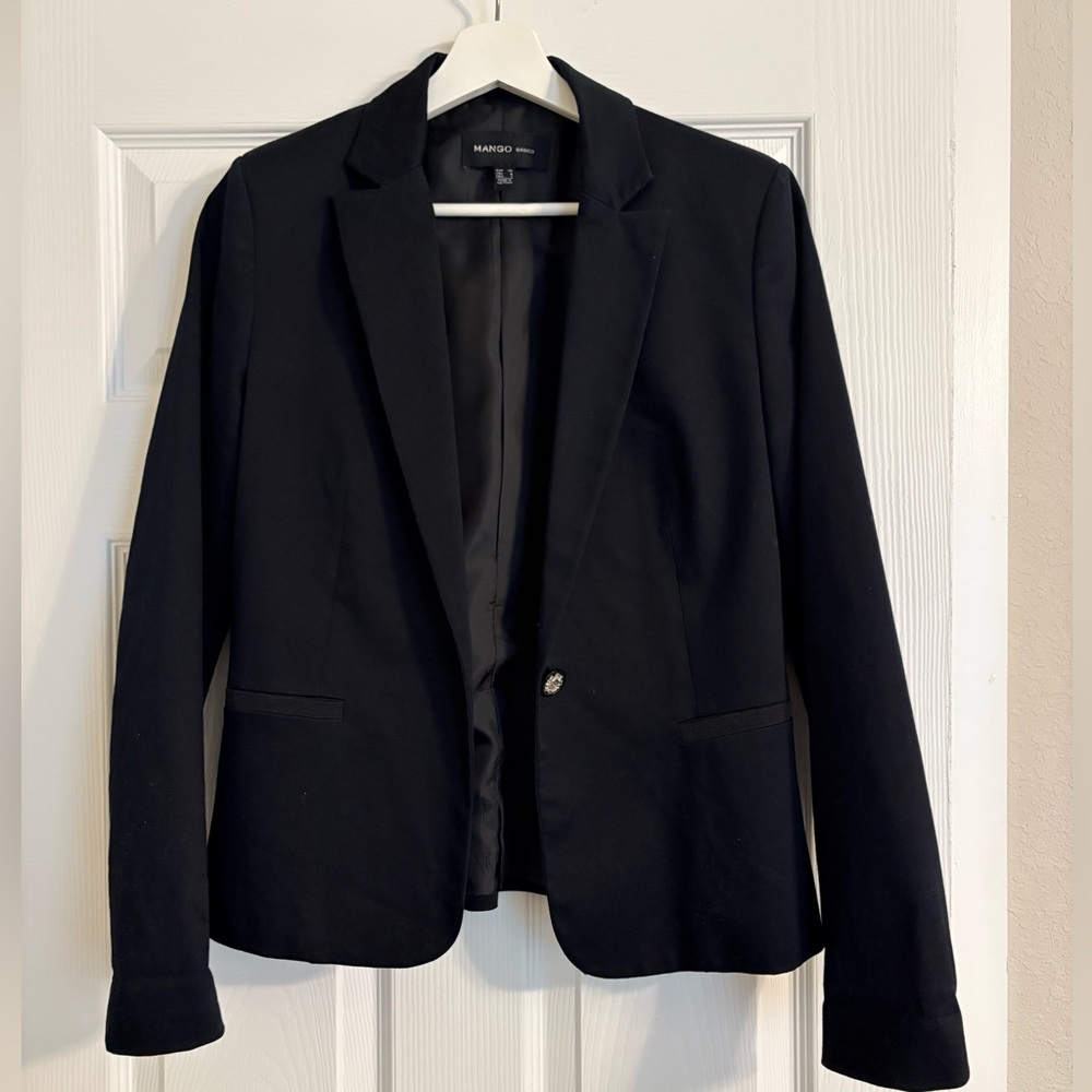Mango Black Tailored Blazer with Notched Lapels